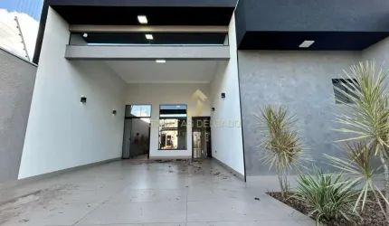 Casa à venda no bairro Bom Jardim - Maringá/PR