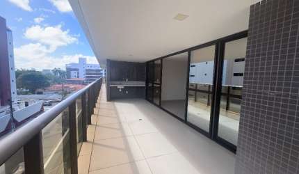 Apt luxo perto do mar