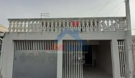 Sobrado à venda no bairro Sítio Cercado - Curitiba/PR
