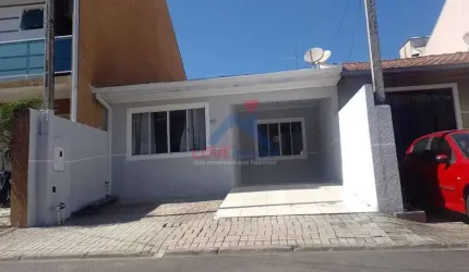 Casa à venda no bairro Pinheirinho - Curitiba/PR