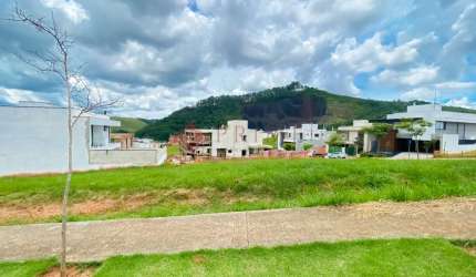 Terrenos a venda no condomínio mais bem localizados de Juiz de Fora, o Estrela Alta.