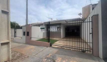 Casa para Venda em Maringá, Jardim Andrade, 3 dormitórios, 1 banheiro, 2 vagas