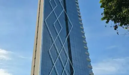 Apartamento para Venda em Maringá, Zona 01, 3 dormitórios, 2 suítes, 3 banheiros, 3 vagas