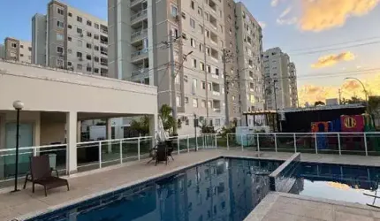 Apartamento, 2/4, com varanda em Buraquinho