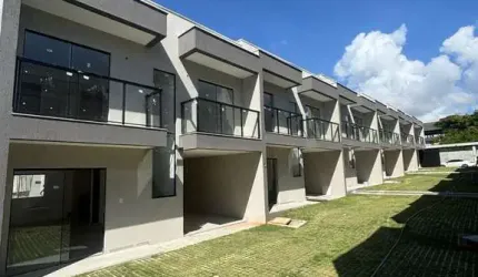 Casa 3/4, suíte e varanda, Centro de Lauro de Freitas  -