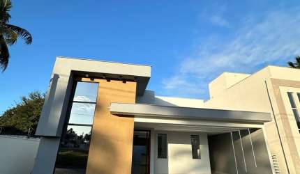 Casa 3/4 condomínio Cajupiranga Club