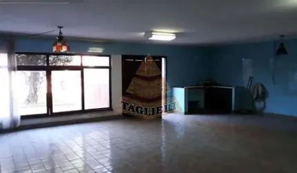 CASA TÉRREAC/ RENDA MÓOCA C/SALÃO DE FESTAS 3 DORMITÓRIOS ENTRADA LATERAL