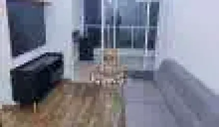 ALUGA-SE APARTAMENTO NO JARDIM ANÁLIA FRANCO