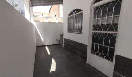 Casa com 1 quarto para alugar no Boaçu, São Gonçalo  por R$ 750