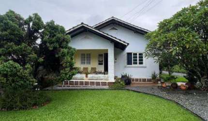 Casa com 3 quartos à venda na Rua Luiz Abry, Centro, Pomerode, 200 m2 por R$ 1.300.000