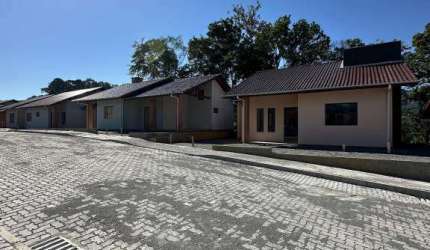 Casa em condomínio fechado com 3 quartos à venda na Rua Fundos Klaus, Pomerode Fundos, Pomerode, 323 m2 por R$ 455.000