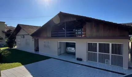 Casa com 3 quartos à venda na Rua Heinrich Hass, Centro, Pomerode, 286 m2 por R$ 845.000