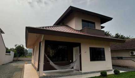 Casa com 3 quartos à venda no Centro, Pomerode , 435 m2 por R$ 869.000