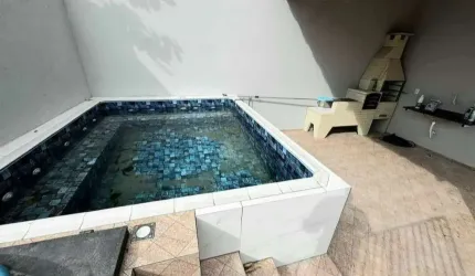 Casa com 3 quartos à venda no Centro, Barueri  por R$ 350.000
