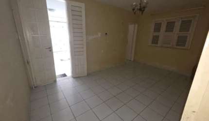 Casa com 3 quartos à venda na Vila Matilde, São Paulo  por R$ 240.000