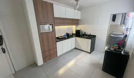 Apartamento com 3 quartos à venda na Rua Tomás Lopes, 77, Penha Circular, Rio de Janeiro, 90 m2 por R$ 250.000
