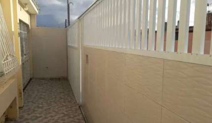 Casa com 3 quartos à venda no Parque Vitória, Franco da Rocha  por R$ 220.000
