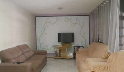 Casa com 3 quartos à venda na Vila Clarice, São Paulo  por R$ 300.000