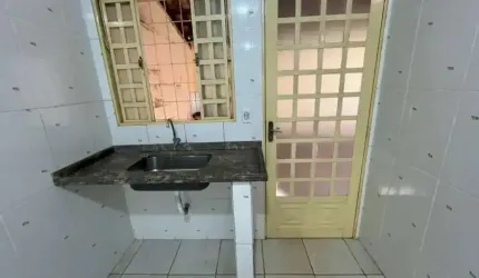 Casa com 2 quartos à venda na Rua Franca, Companhia Fazenda Belém, Franco da Rocha por R$ 200.000
