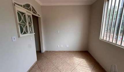 Casa com 3 quartos à venda no Laranjeiras, Caieiras  por R$ 300.000