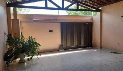 Casa com 3 quartos à venda no Jardim Rosemary, Itapevi  por R$ 300.000