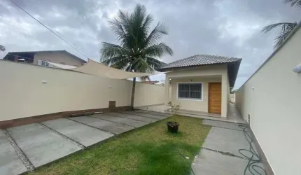 Casa com 3 quartos para alugar na Rua Laura Rafanelli, 05, Jardim Atlântico Oeste (Itaipuaçu), Maricá, 99 m2 por R$ 3.800