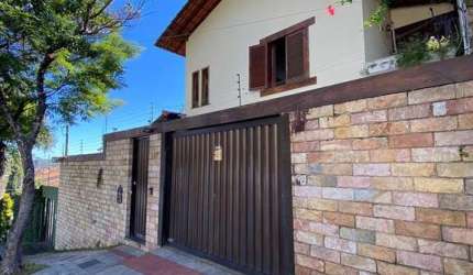 Casa com 4 quartos à venda no Belvedere, Belo Horizonte , 383 m2 por R$ 3.300.000