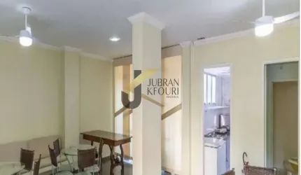 Apartamento à venda no Bosque, 3 dormitórios , vaga. Atualizado. Ampla sala, cozinha planejada, lavanderia e wc de empregada.Aquecimento.