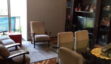 Apartamento à venda próximo ao  Shopping Unimart, com 3 dormitórios, lazer comum e garagem.