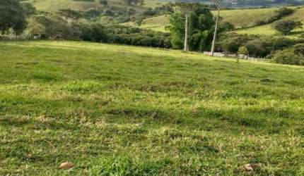 Chácara / sítio com 1 quarto à venda na ESTRADA ENTRE OURO FINO- SÃO BENTO DE CALDAS, 800, Zona Rural, Ouro Fino por R$ 1.050.000
