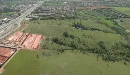Área a venda em Sumaré com 81 mil m². Excelente opção para empreendimento de logística