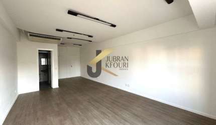 Conjunto comercial à venda em Campinas, no eixo Centro/Cambuí, com 35 m² e garagem no subsolo.