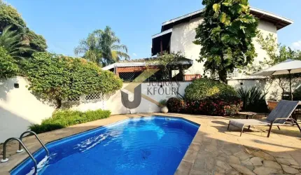 Casa à venda em condomínio, Campinas - SP, com  3 suítes (máster com closet e hidro), lazer comum e 4 garagens.