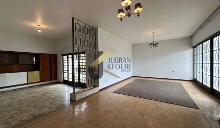 Casa comercial térrea para aluguel na Nova Campinas - com 3 quartos, 3 salas e 15 vagas de garagens.