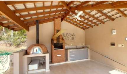Casa para locação em Condomínio, Valinhos, térrea, 3 suítes com armários, 1 máster.  2 salas com varanda, escritório, lavabo, despensa, área de lazer