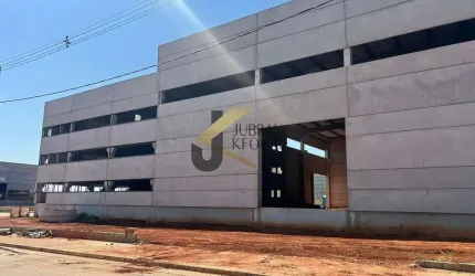 Galpão Empresarial para locação, Padrão TRIPLE A -SOROCABA - SP. Bairro Iporanga.  Loteamento FECHADO METROPOLITANO com Fibra Óptica, vias largas de 20 metros e segurança 24 hs