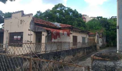 Imóvel antigo vale mais o terreno