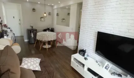 Apartamento no Bairro Santa Teresinha, com 2 dormitórios, 1 suíte, 1 vaga,60 m².