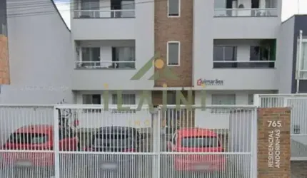 Apartamento á venda com 2 dormitórios parte alta bairro Santa Regina em Camboriú SC