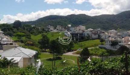 Terreno de 575.58m² no bairro Pedra Branca