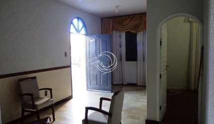Casa Residencial de 3 dorms no bairro Centro