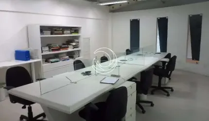 Loja de 290m² no bairro Itacorubi
