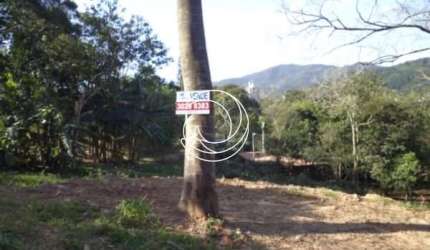 Terreno de 1312.48m² no bairro Córrego Grande