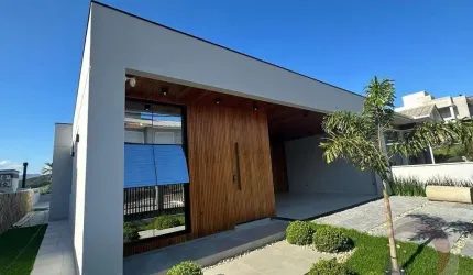 Casa Residencial de 3 dormitórios com 173,00 m2, no bairro Pedra Branca