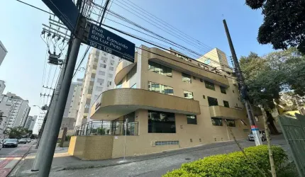 Prédio de 2000m² no bairro Agronômica