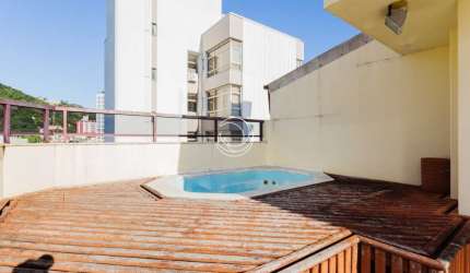 Cobertura de 4 dorms no bairro Centro