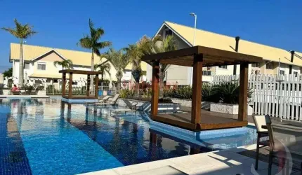Casa Residencial de 3 dorms no bairro Morro Das Pedras