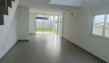 Casa Residencial de 3 dorms no bairro Campeche