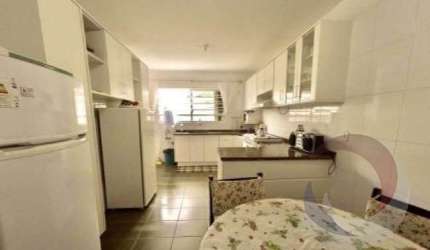 Casa Residencial de 4 dorms no bairro Barra Da Lagoa