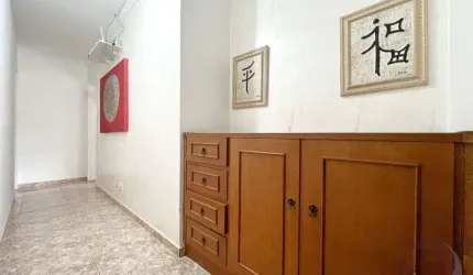 Casa Residencial de 9 dorms no bairro Carvoeira